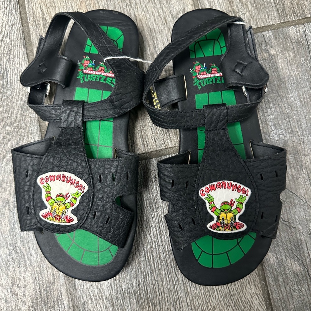 Vintage Teenage Mutant Ninja Turtles Boys Sandals New